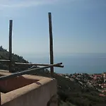 Blu Oltremare 4* בורג'ו ורצי
