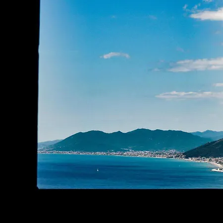 Blu Oltremare