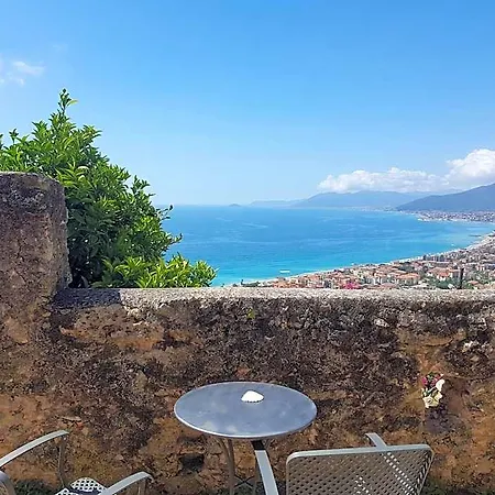 Alojamento de Acomodação e Pequeno-almoço Blu Oltremare Borgio Verezzi