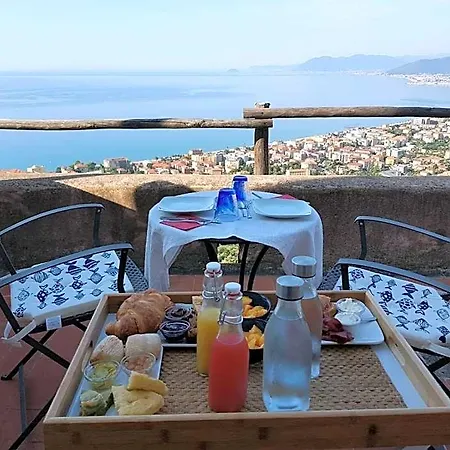 Alojamento de Acomodação e Pequeno-almoço Blu Oltremare