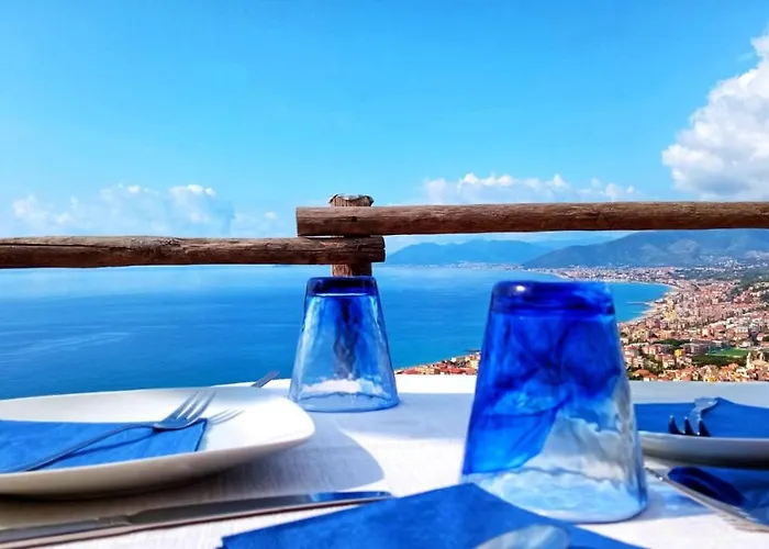 Blu Oltremare Couette-café Borgio Verezzi